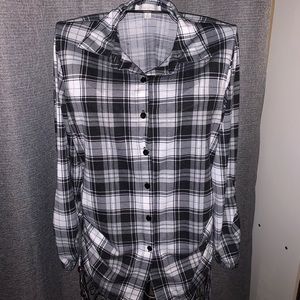 Black and white plaid button down shirt